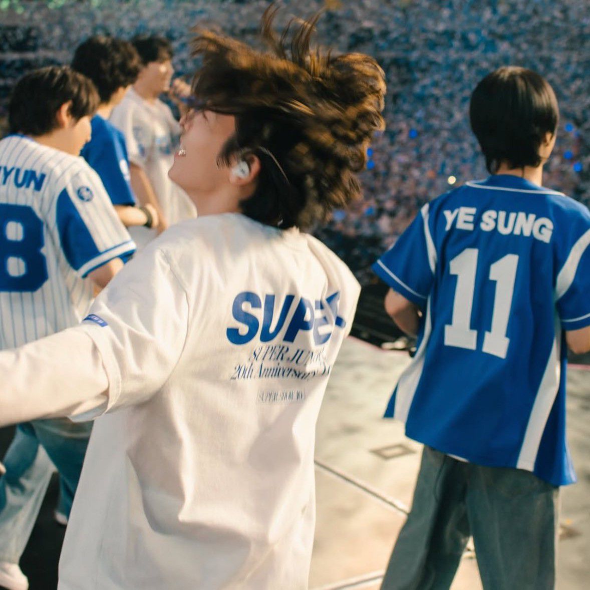 Momen yang diabadikan oleh penggemar Donghae (Super Junior)