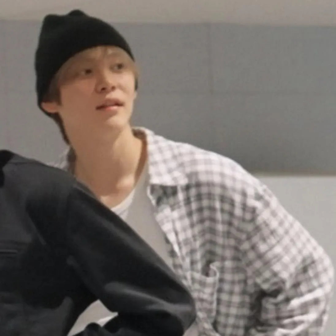Recent activity shot of Eunseok (RIIZE)