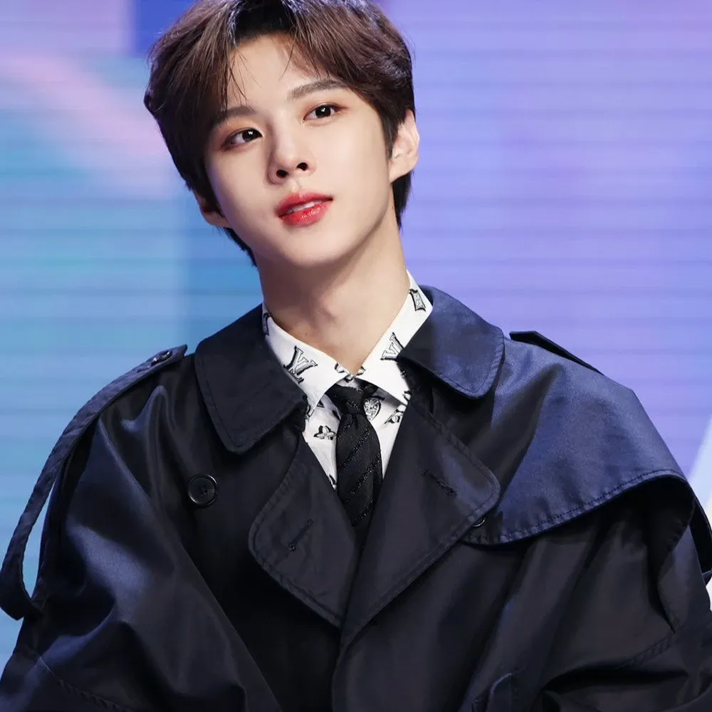 김우석의 비하인드 컷