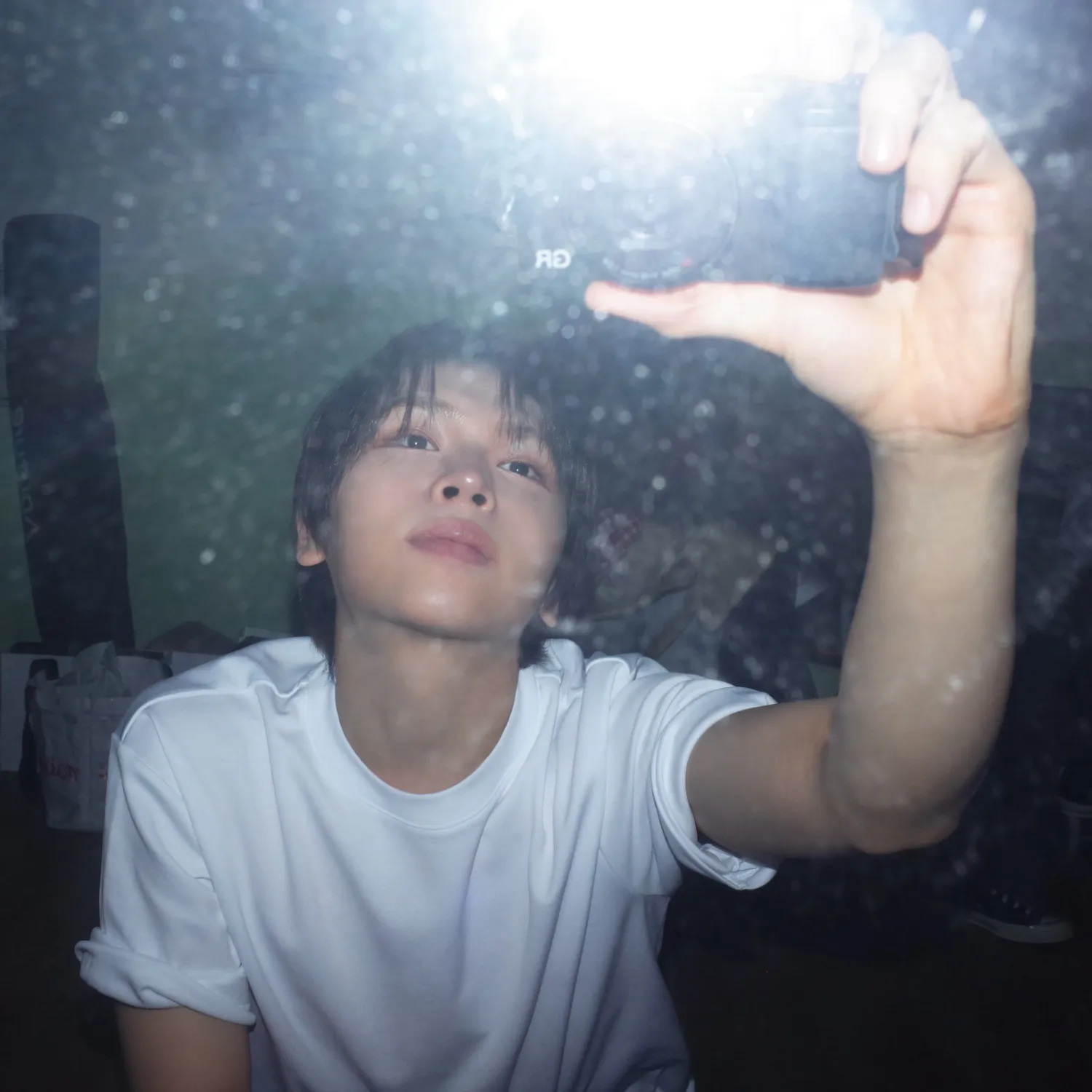 A moment captured by Chu yoochan (IDID)'s fan