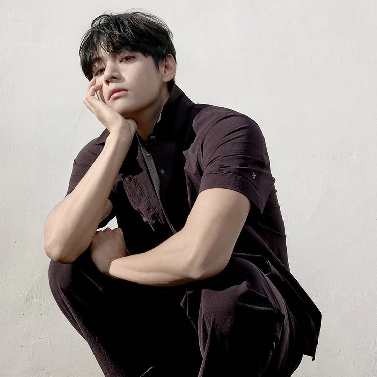 Foto terbaru V (BTS)