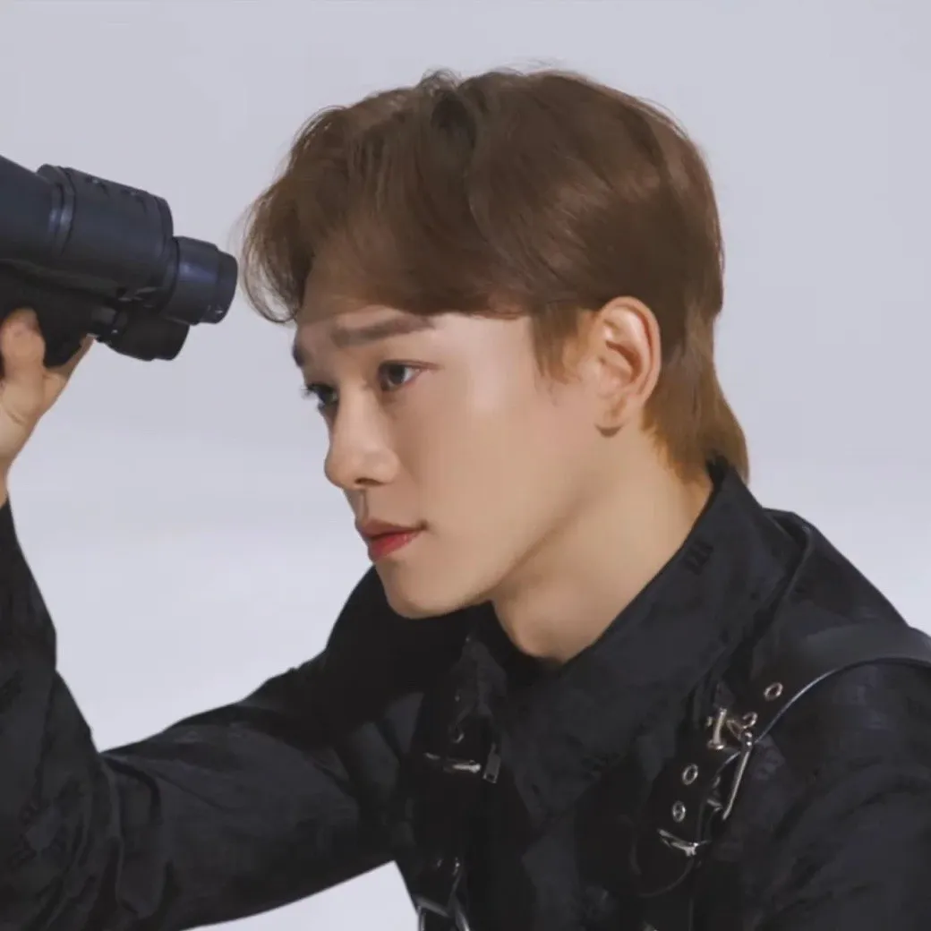 Chen (EXO)的最新活動照片