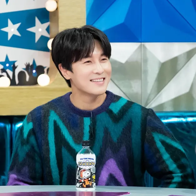 Behind-the-scenes cut of Kim Dongwan (SHINHWA)