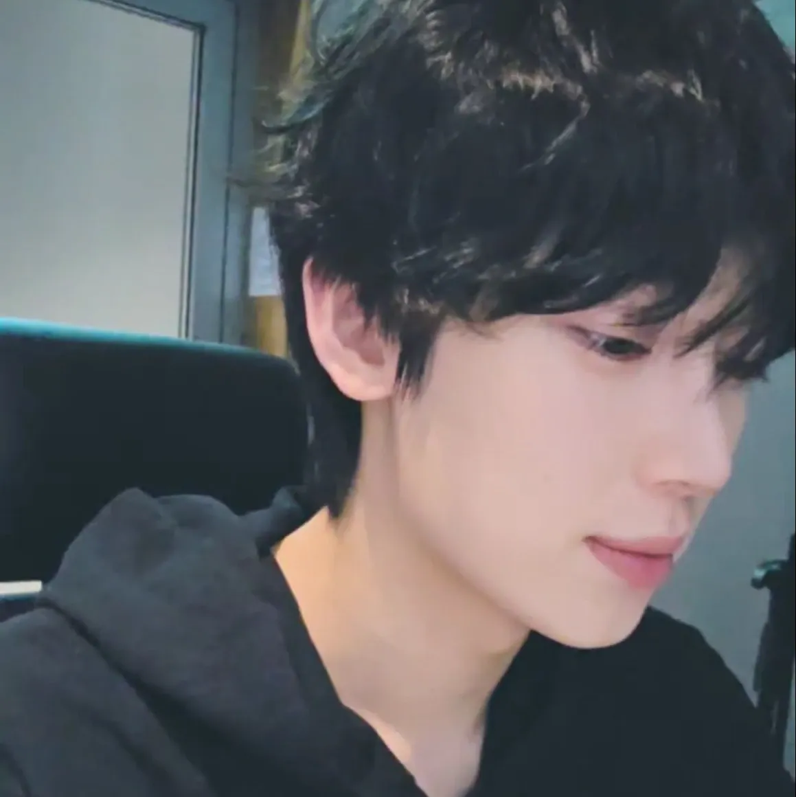 Latest photo of Sunoo (ENHYPEN)