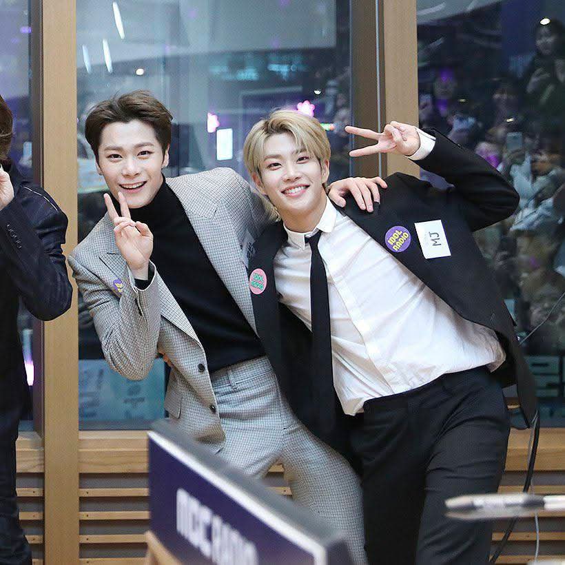 Behind-the-scenes cut of MJ (ASTRO)