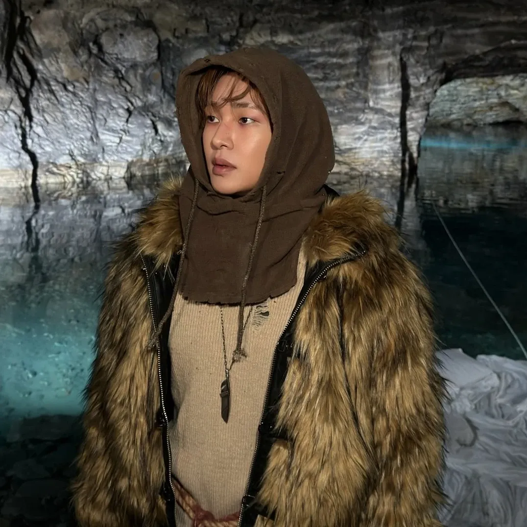 Behind-the-scenes cut of Onew (SHINee)