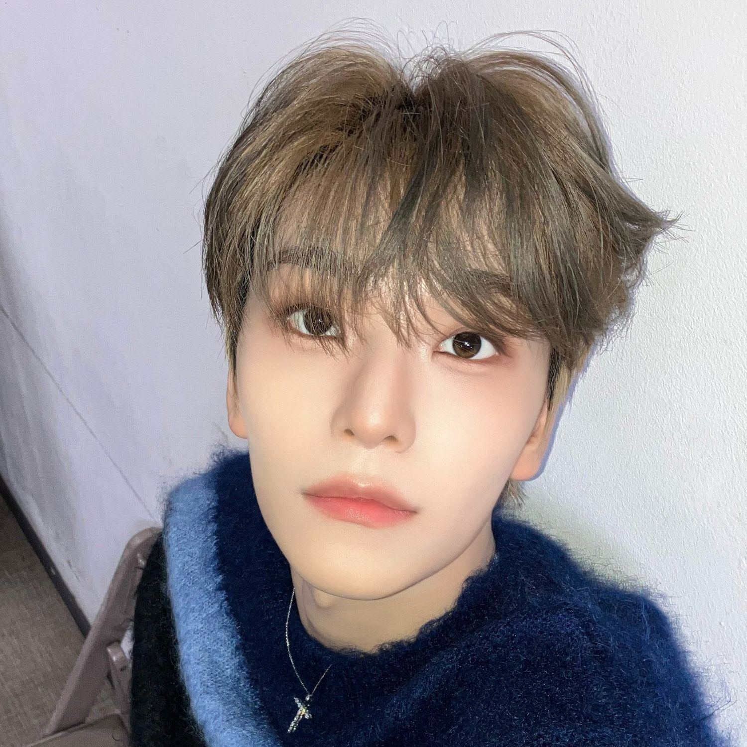 Behind-the-scenes cut of He Xinlong (ALPHA DRIVE ONE)