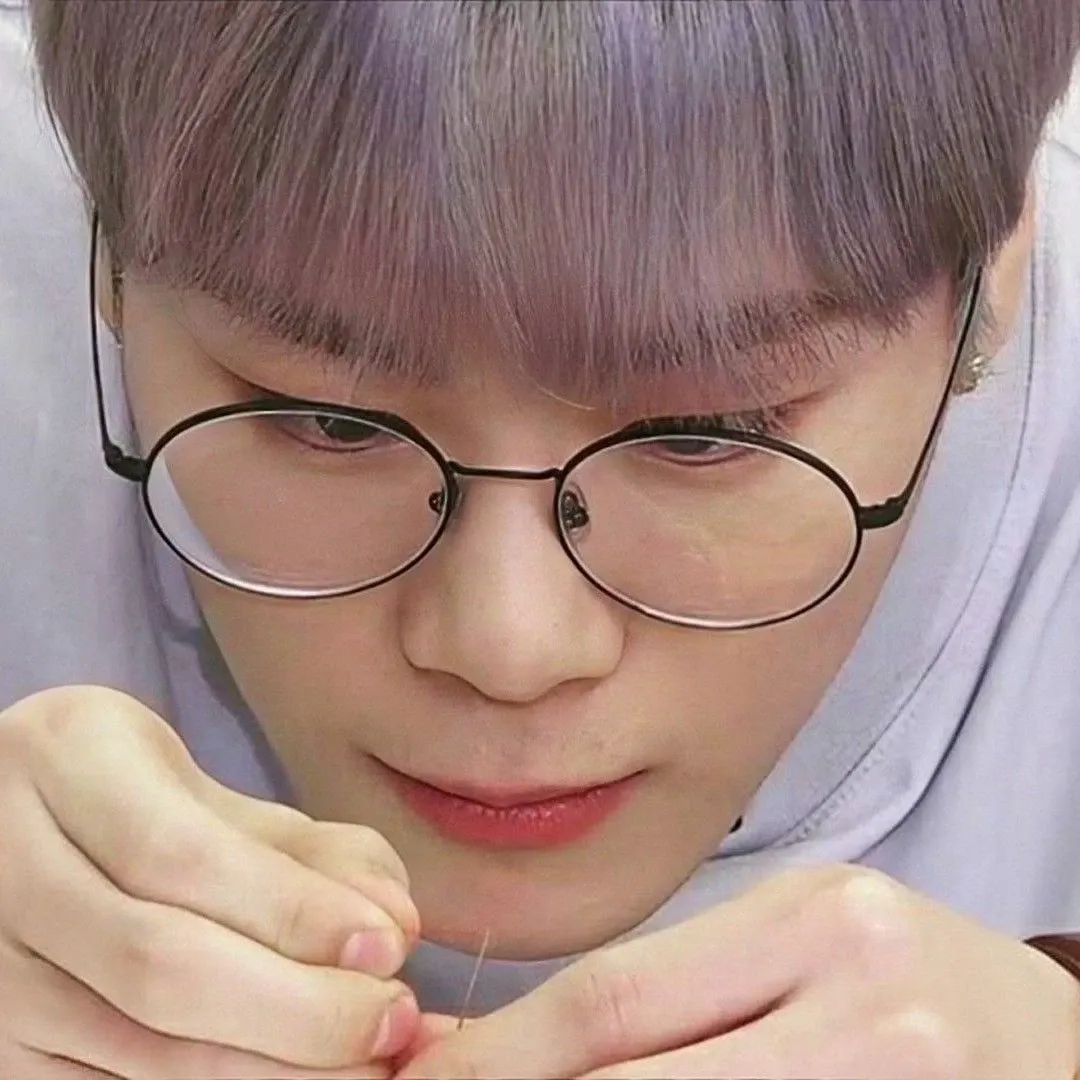 Behind-the-scenes cut of Moonbin (ASTRO)