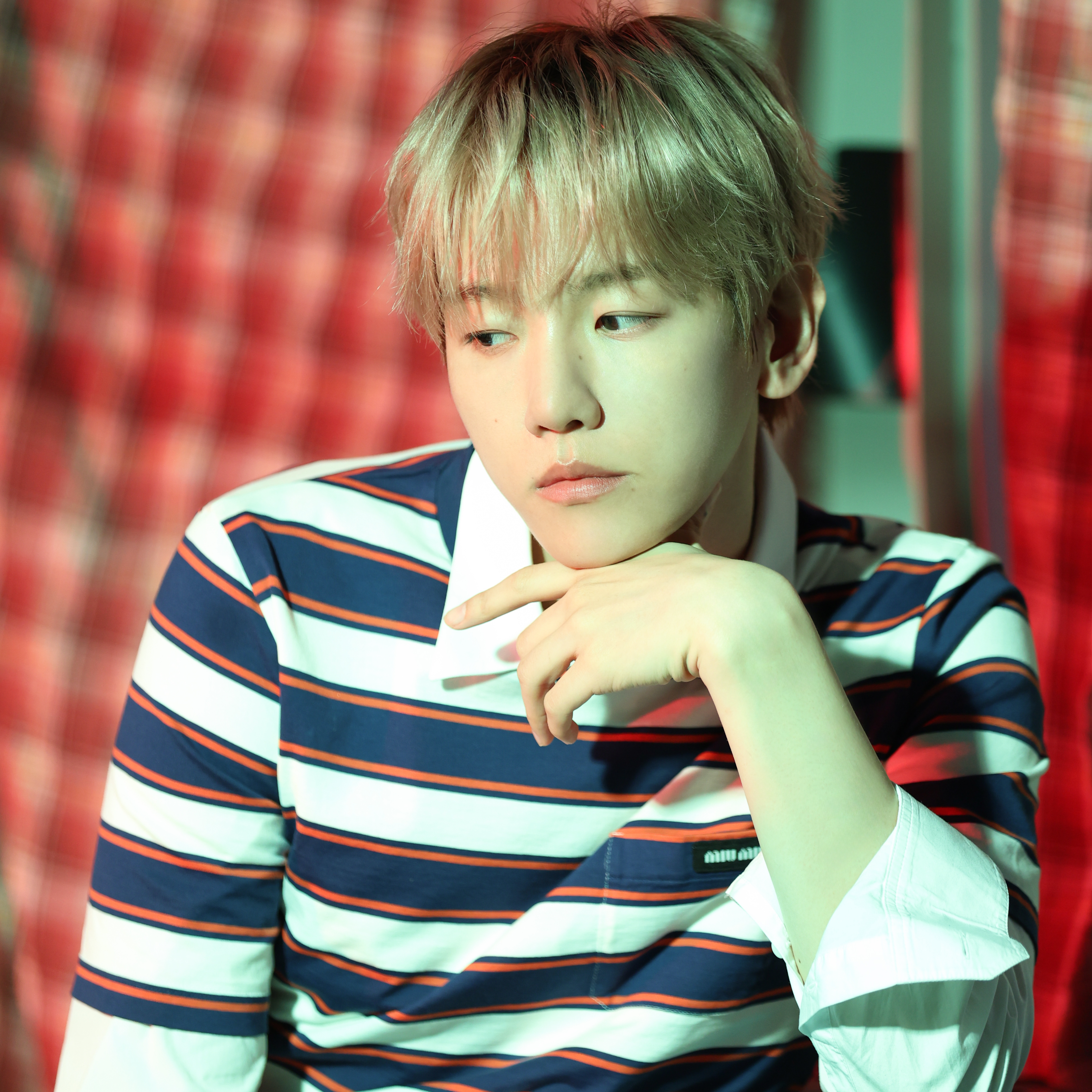 Behind-the-scenes cut of Baekhyun (EXO)