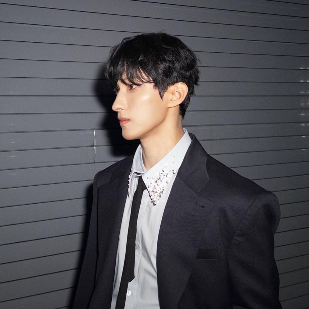 Latest photo of DK (SEVENTEEN)