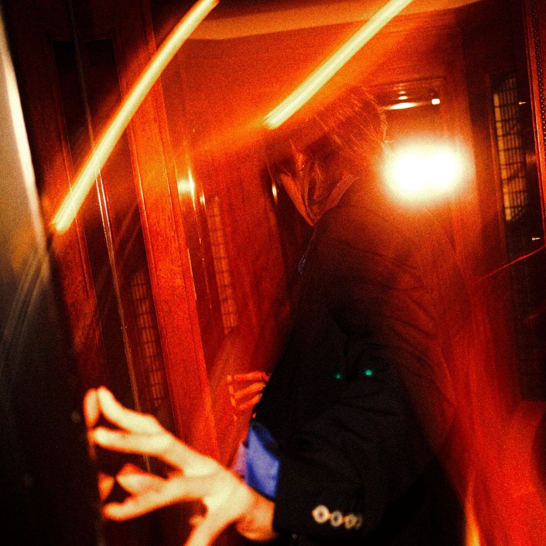 Behind-the-scenes cut of The 8 (SEVENTEEN)