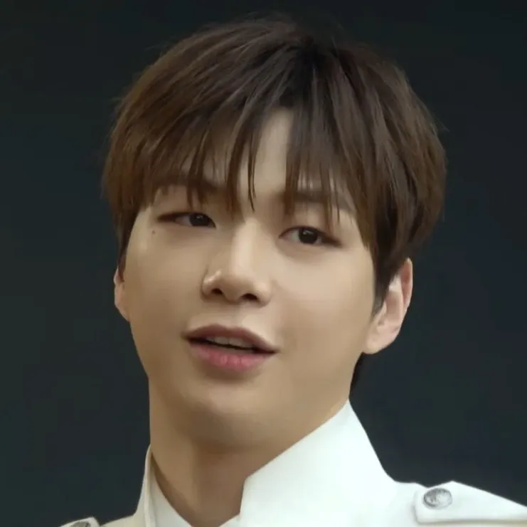 강다니엘의 최신 사진