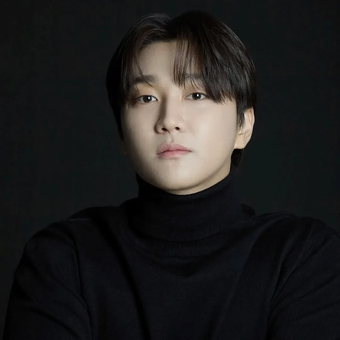 Behind-the-scenes cut of Hong Joochan (GoldenChild)