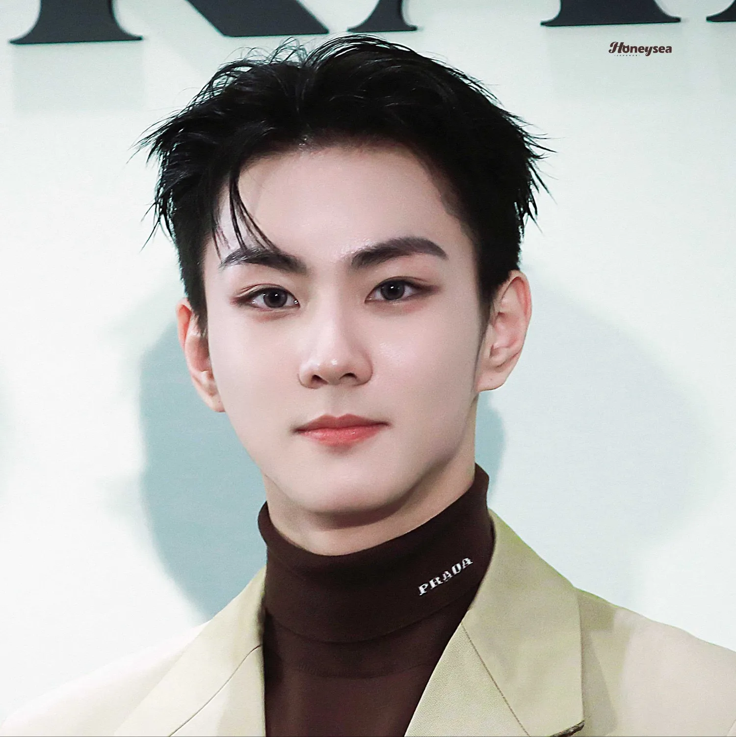 Latest photo of Jungwon (ENHYPEN)