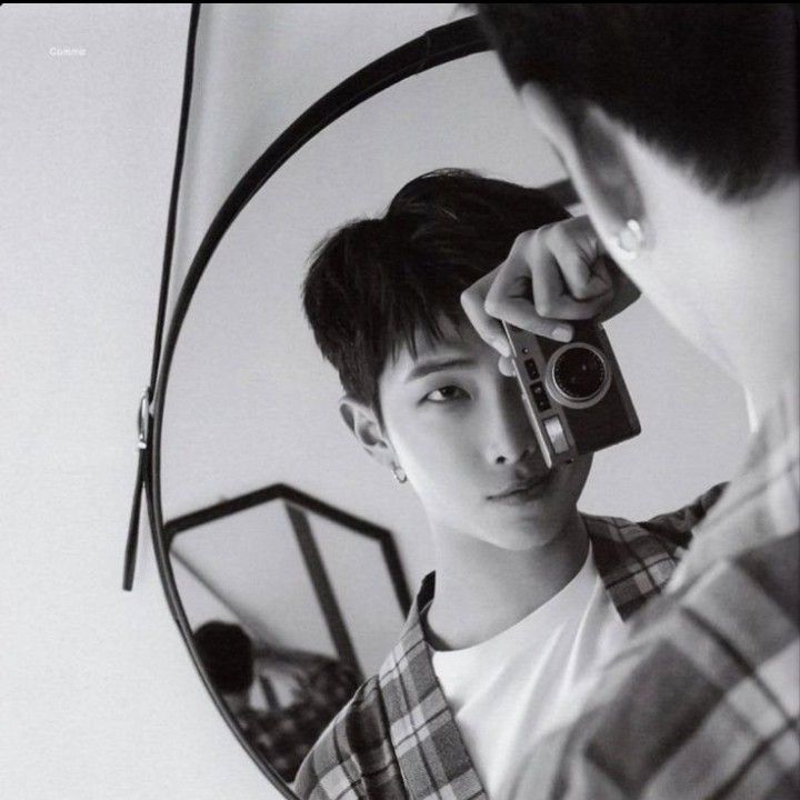 RM (방탄소년단)의 비하인드 컷