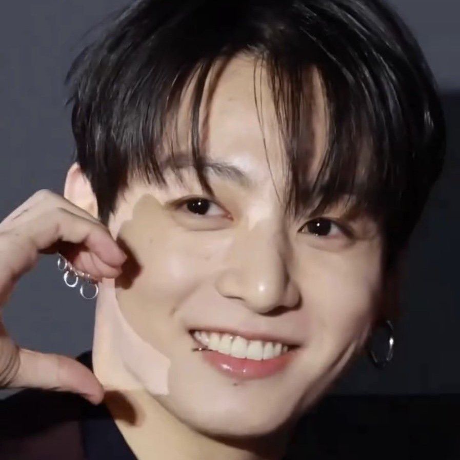 정국 (방탄소년단) 최근 활동샷