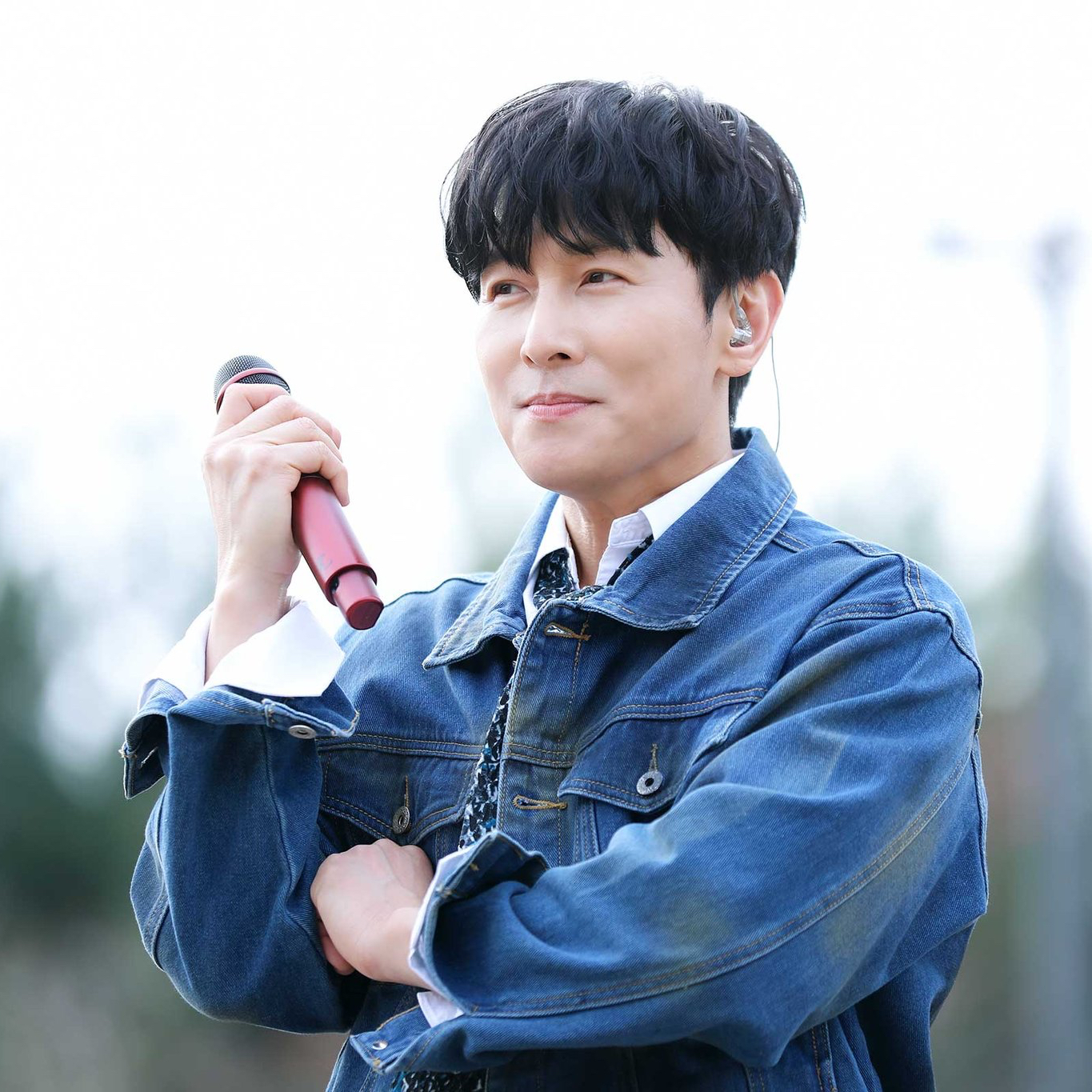 Recent activity shot of Kim Dongwan (SHINHWA)