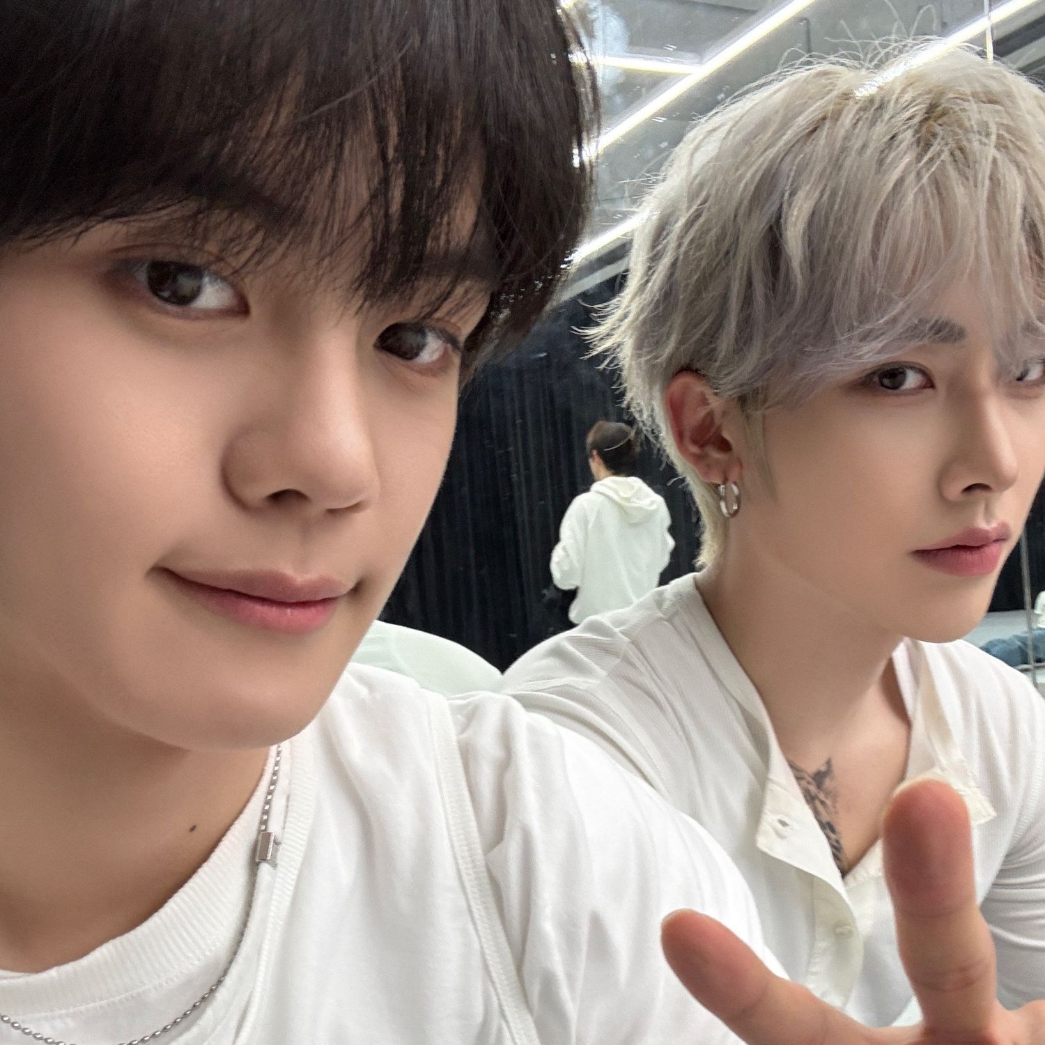 Latest photo of Kim Gyuvin (AND2BLE)