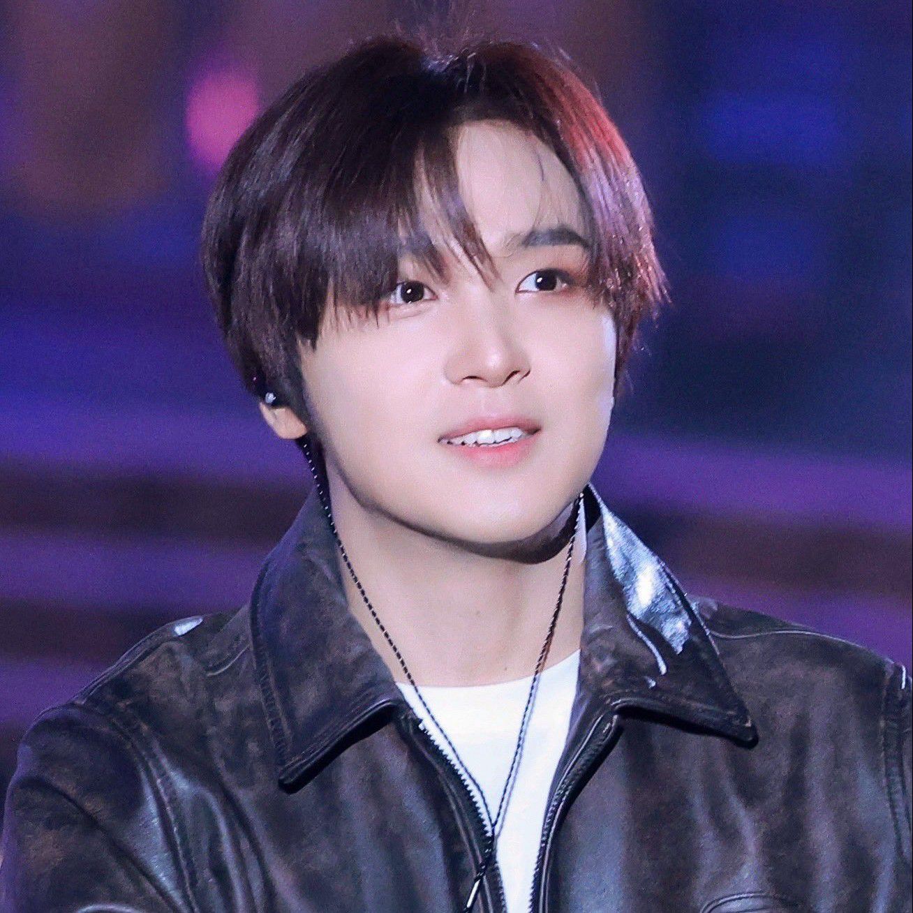 Behind-the-scenes cut of Haechan (NCT 127, NCT DREAM)