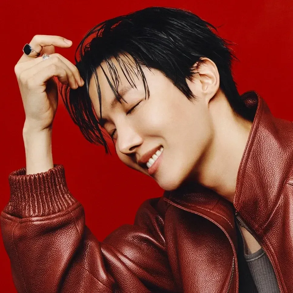 Latest photo of j-hope (BTS)