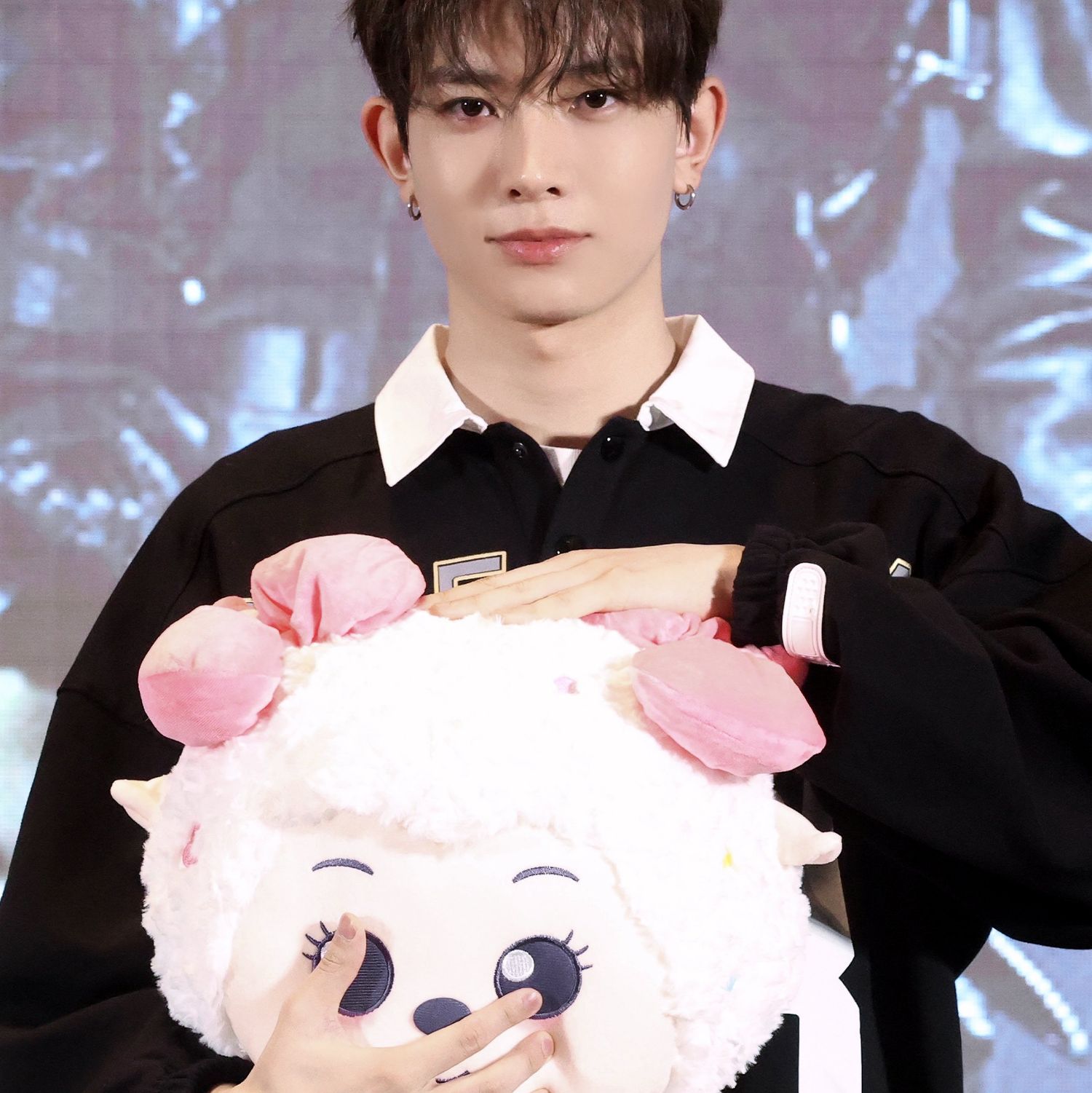 에반의 비하인드 컷