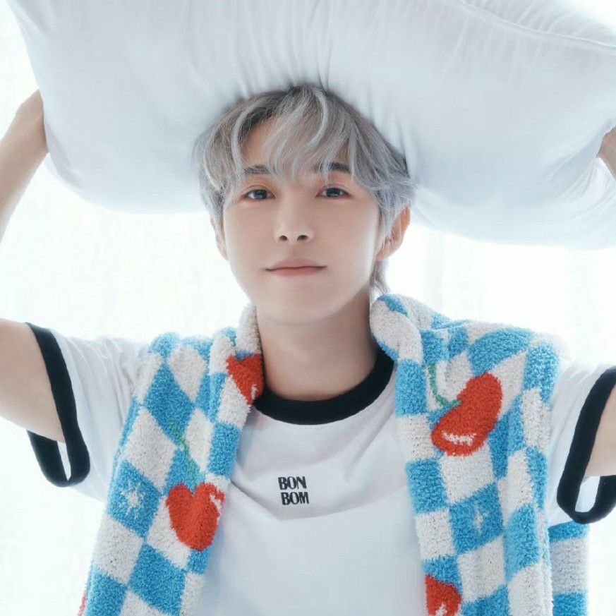 Latest photo of Renjun (NCT DREAM)