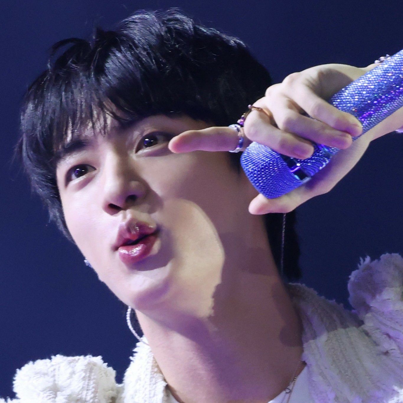 ジン (BTS)の最新写真