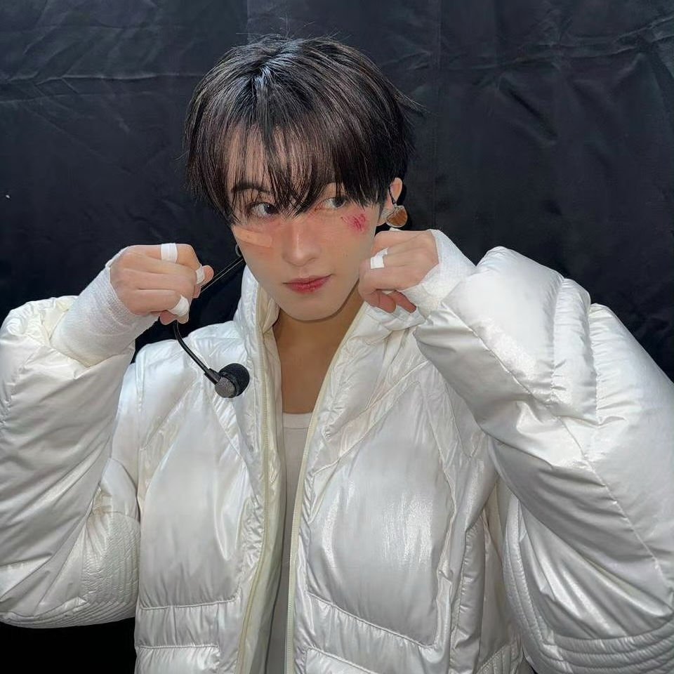 Latest photo of Mark (NCT 127, NCT DREAM)