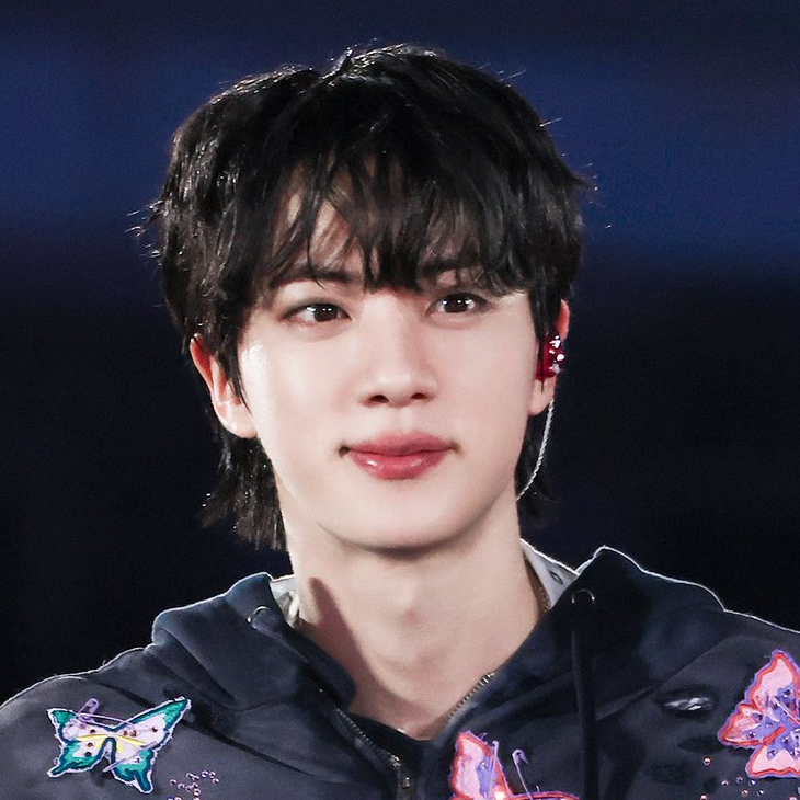 Momen yang diabadikan oleh penggemar Jin (BTS)