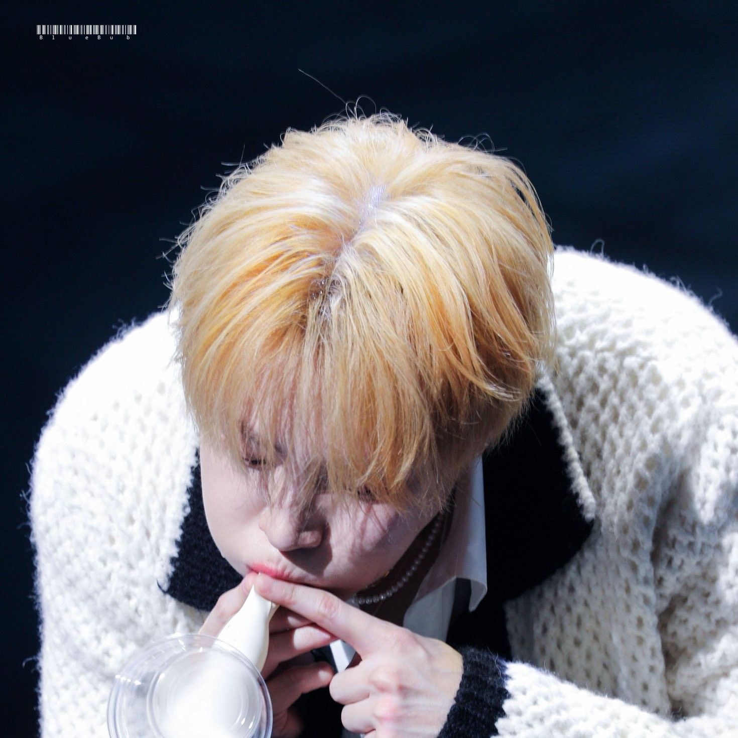 Behind-the-scenes cut of Ha Sungwoon