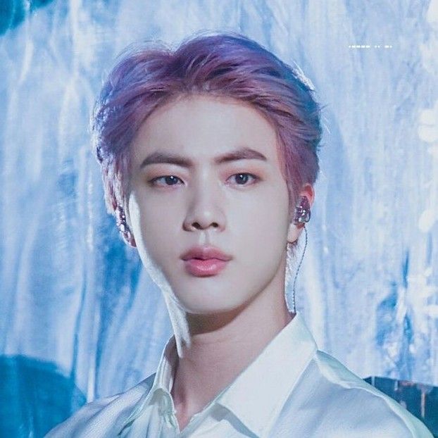 진 (방탄소년단)의 최신 사진