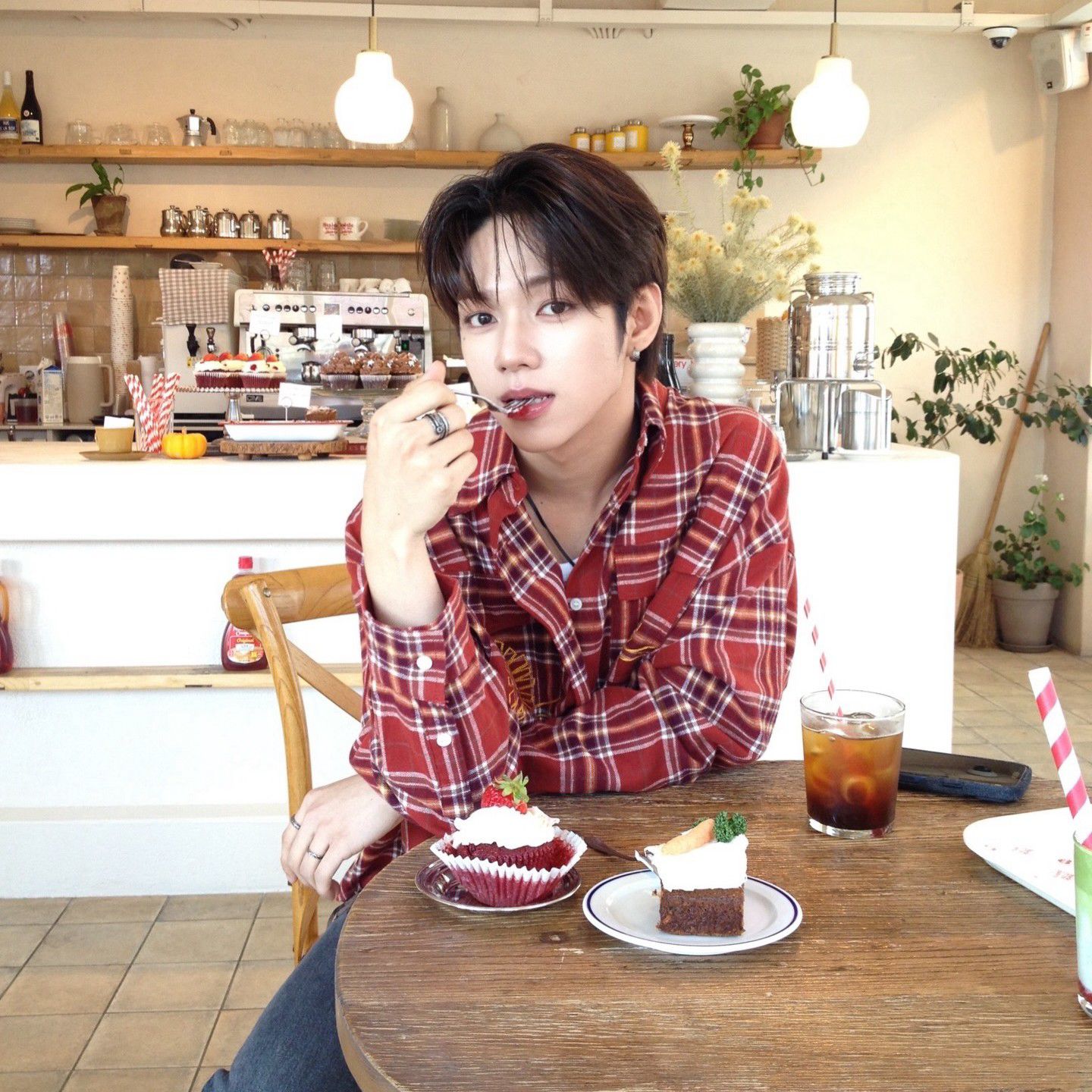 Recent activity shot of JL (AHOF)