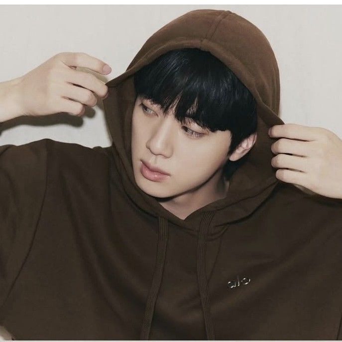 Foto terbaru Jin (BTS)