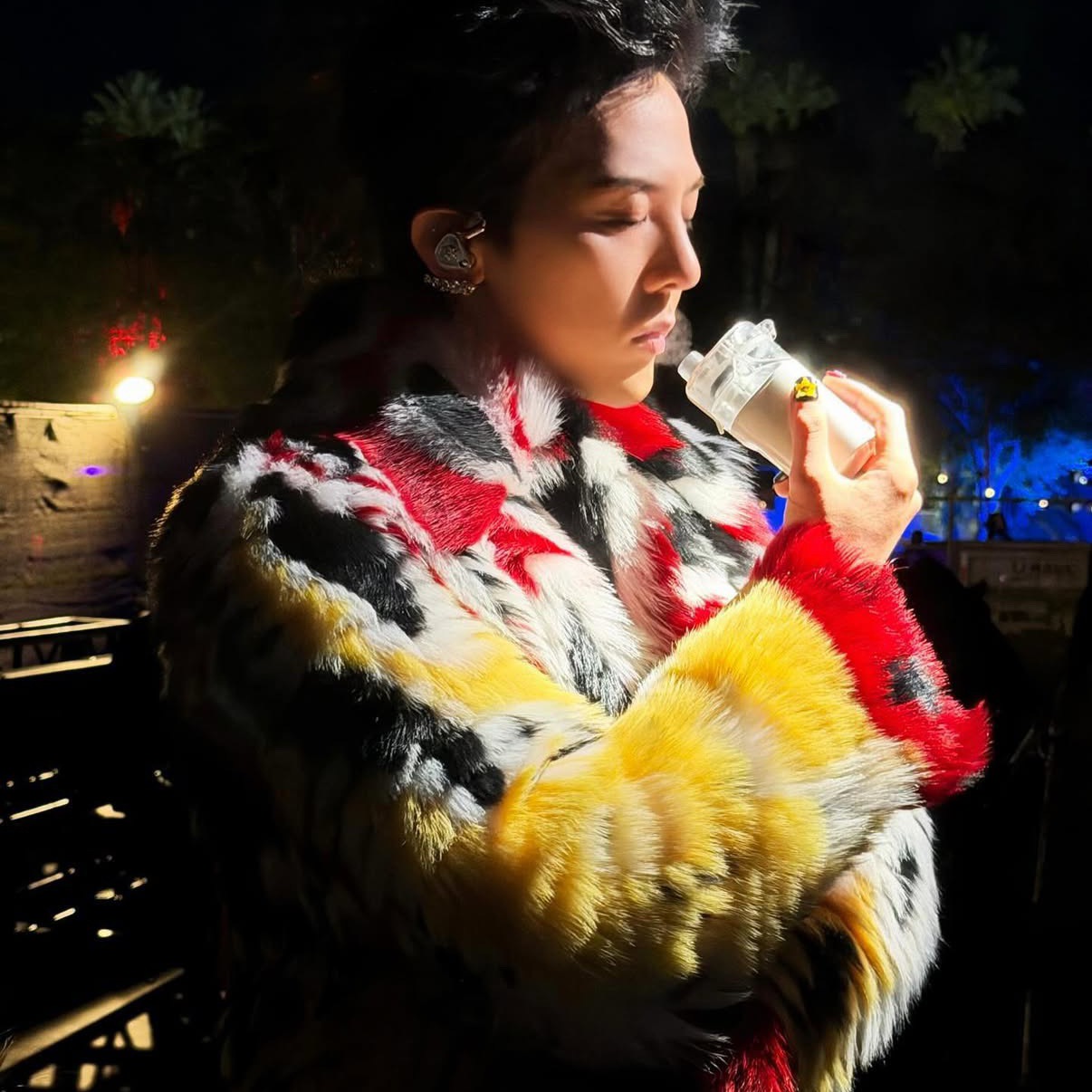 A moment captured by G-DRAGON (BIGBANG)'s fan