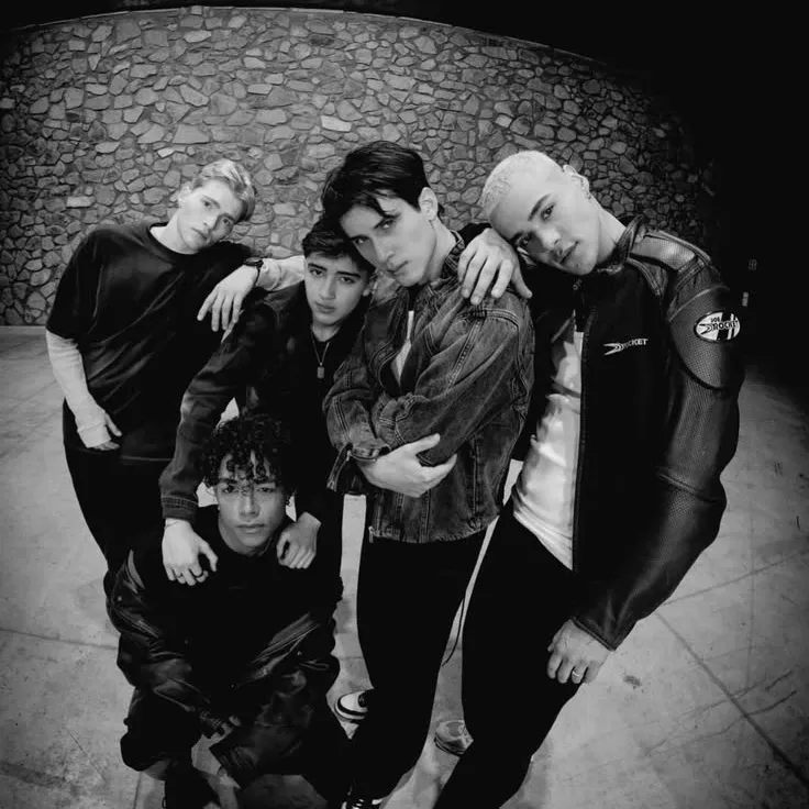 Kenneth (SANTOS BRAVOS)的最新照片