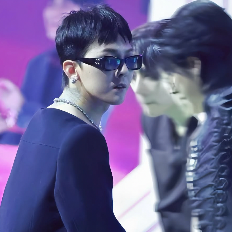 Behind-the-scenes cut of G-DRAGON (BIGBANG)