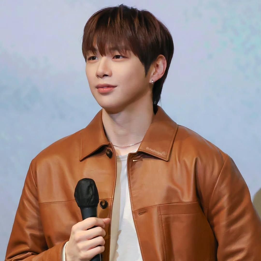 カン・ダニエルの舞台裏ショット