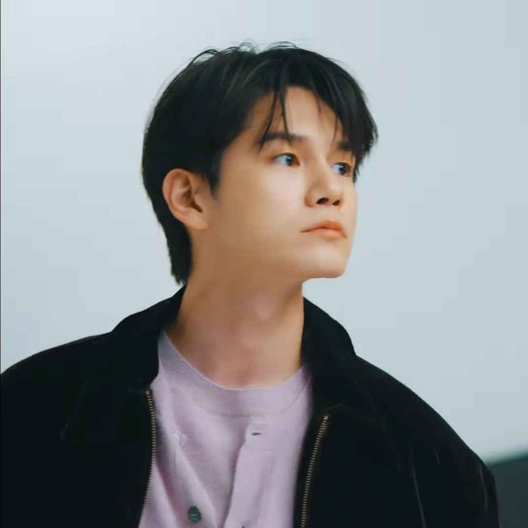 邕聖祐粉絲拍下的瞬間