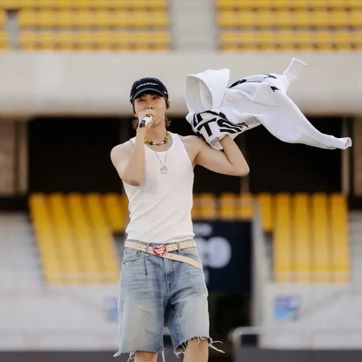 Behind-the-scenes cut of j-hope (BTS)