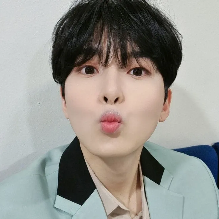 A moment captured by Ryeowook (Super Junior)'s fan