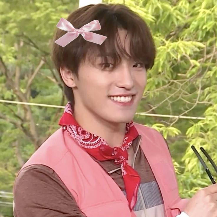 Behind-the-scenes cut of Dino (SEVENTEEN)