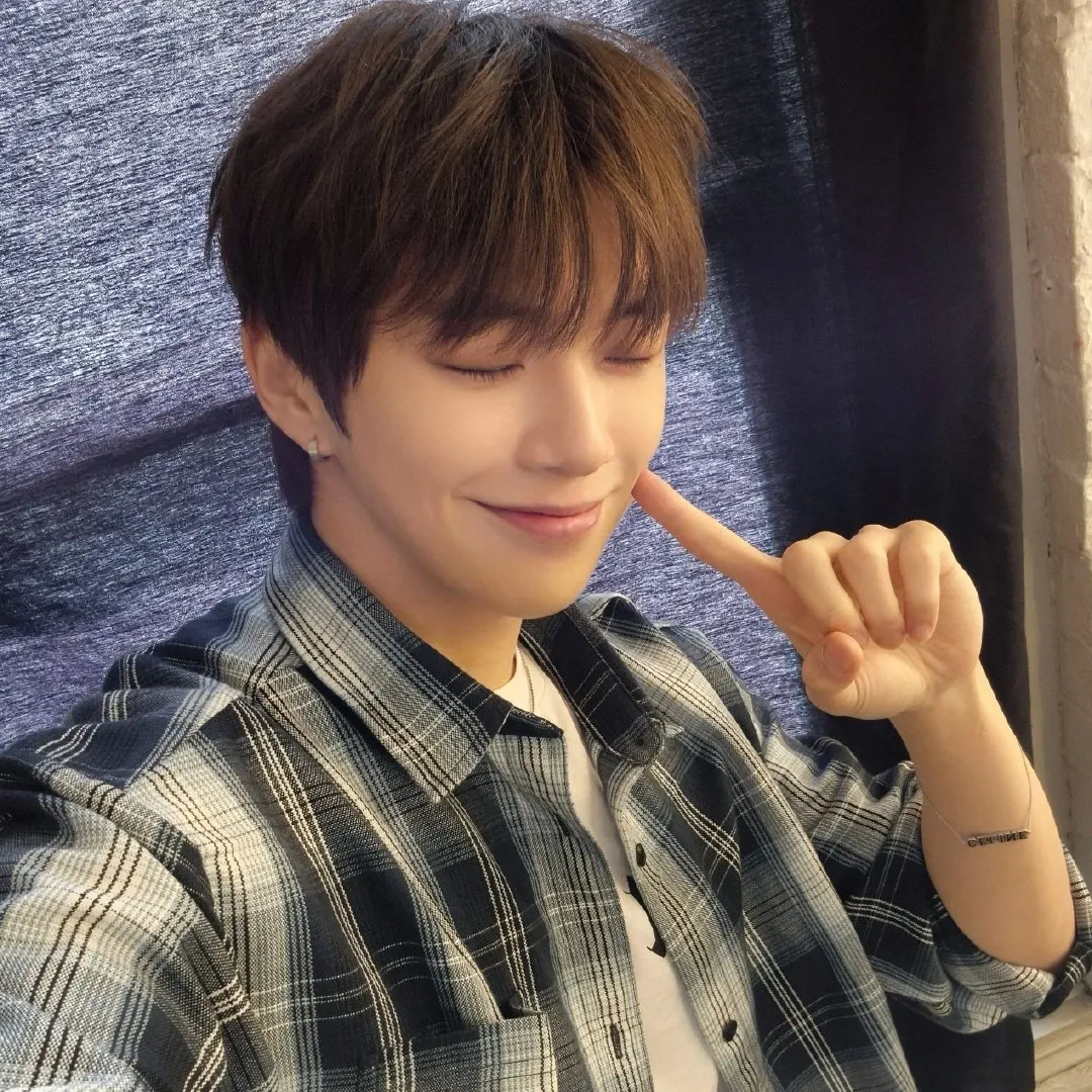 Foto aktivitas terbaru Kang Daniel