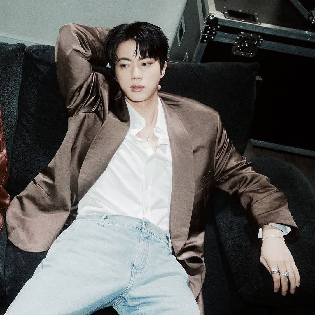 진 (방탄소년단)의 최신 사진
