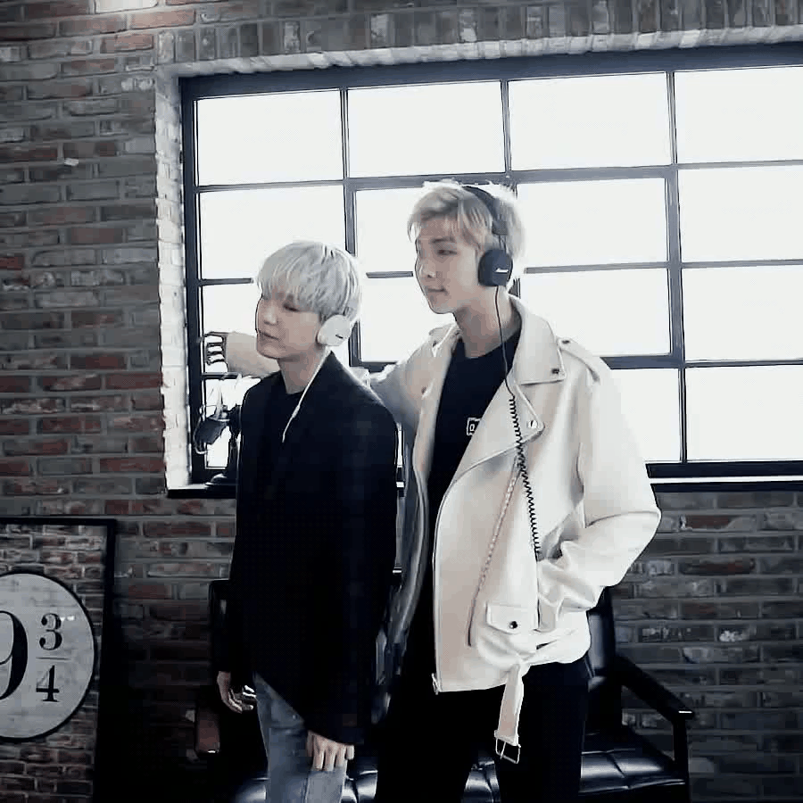SUGA (BTS)の最近の活動写真