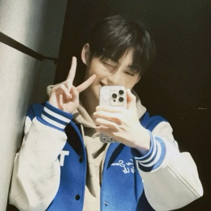 A moment captured by Jihoon (TWS)'s fan