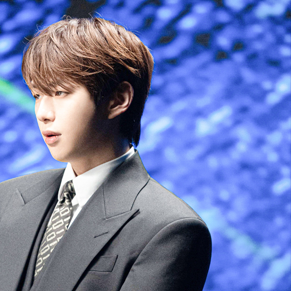 강다니엘의 최신 사진