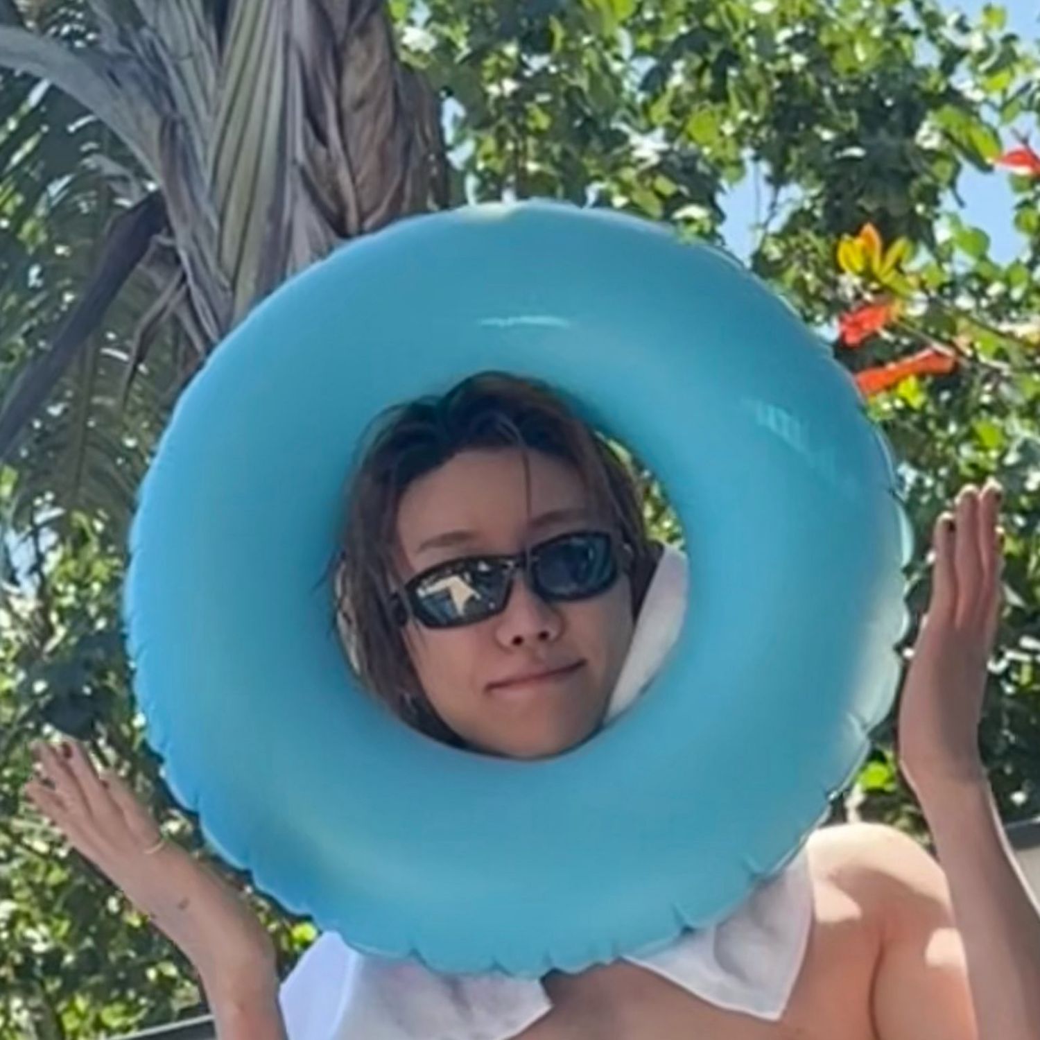 Behind-the-scenes cut of The 8 (SEVENTEEN)