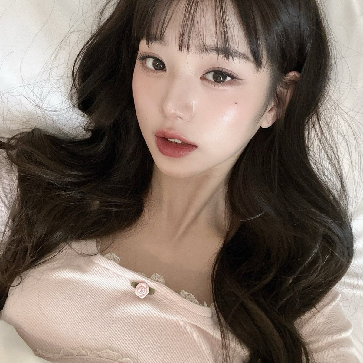 Latest photo of Jang Wonyoung (IVE)