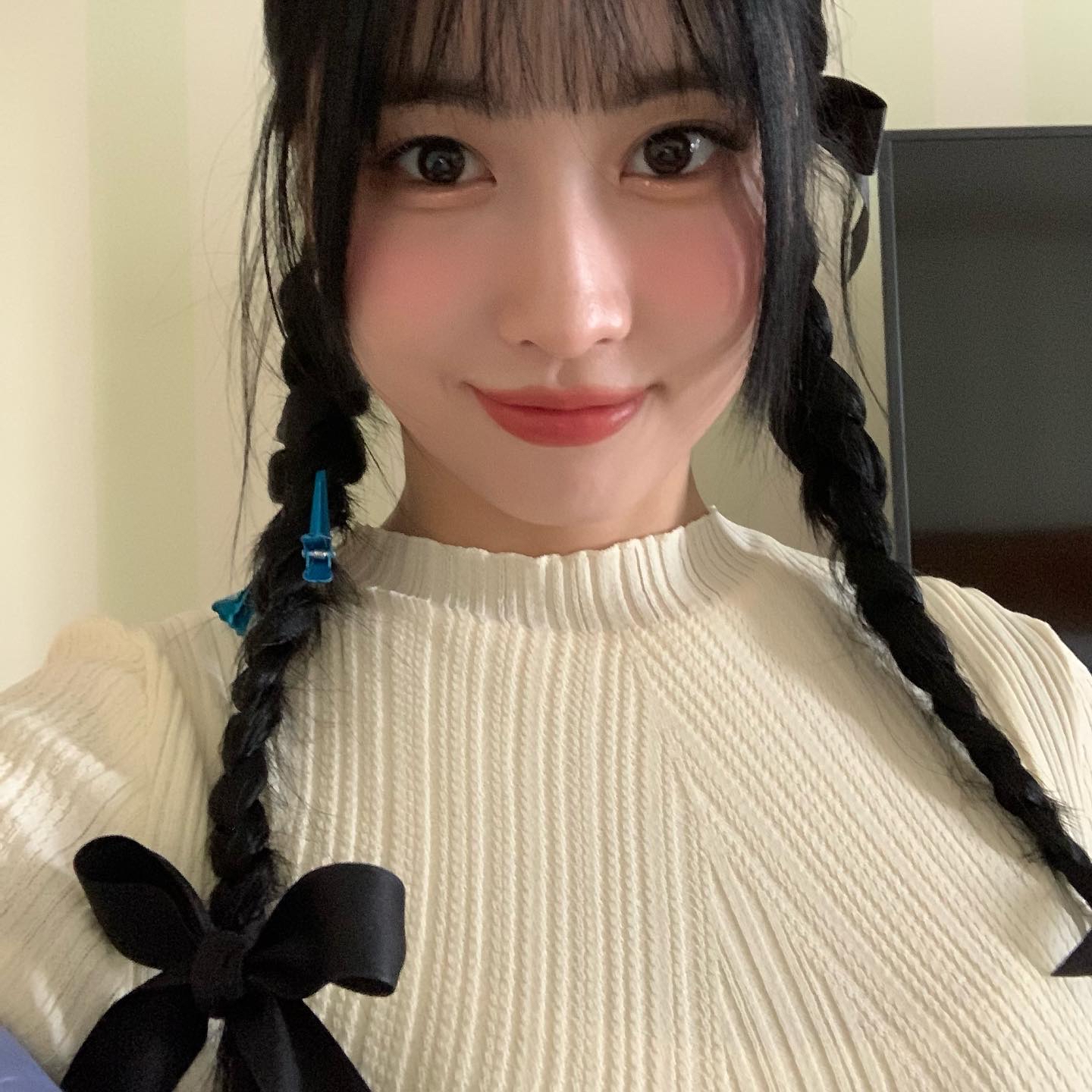 モモ (TWICE)の舞台裏ショット