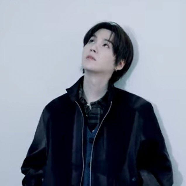 Potret di balik layar SUGA (BTS)